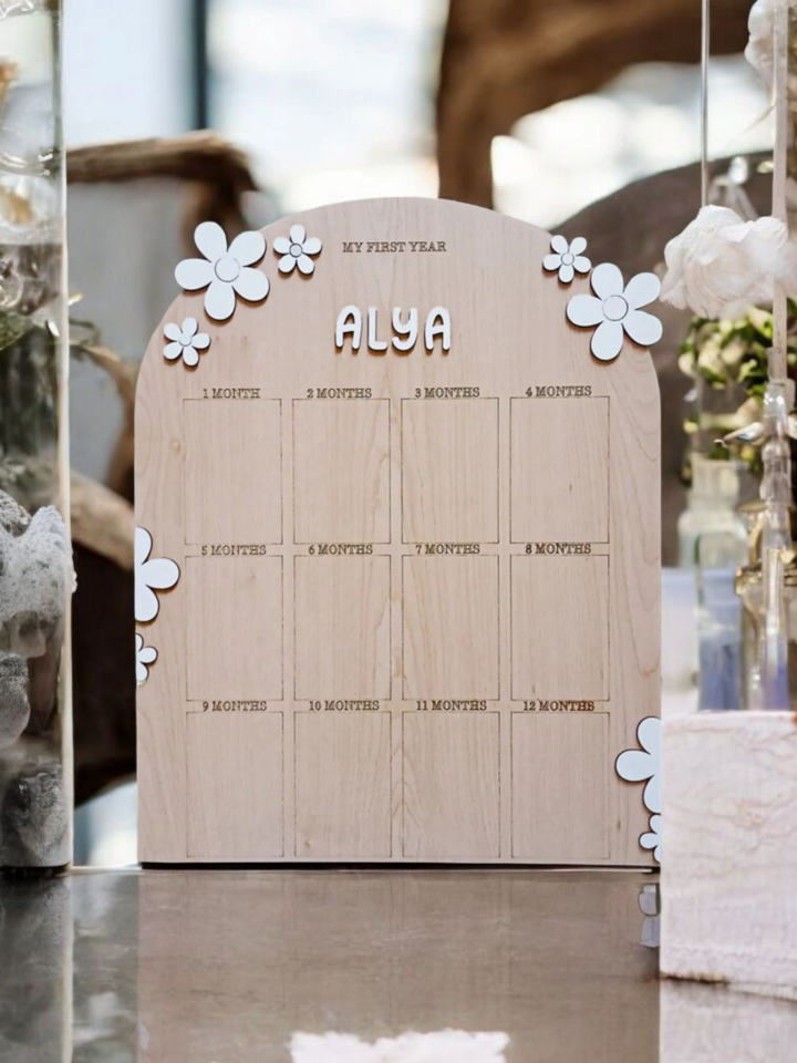 Kişiye Özel Doğum Günü 12 Ay 3D Papatya Temalı Ahşap Fotoğraf Panosu Büyük Boy