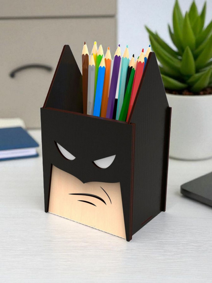 Masa Üstü Batman Kalemlik