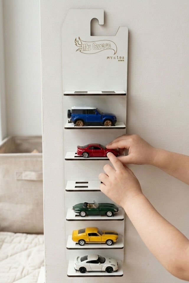 7'li Kule Araba Sergileme Standı – My Garage | Ahşap Koleksiyon Standı