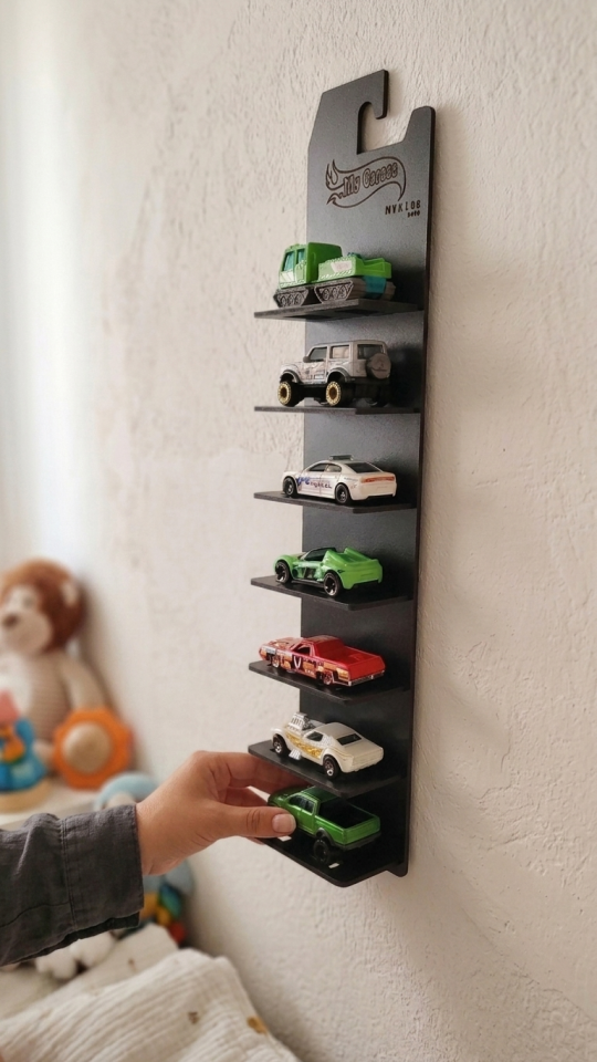 7'li Kule Araba Sergileme Standı – My Garage | Ahşap Koleksiyon Standı