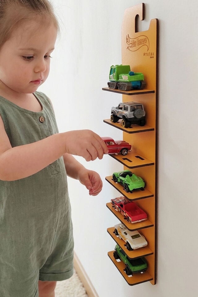 7'li Kule Araba Sergileme Standı – My Garage | Ahşap Koleksiyon Standı