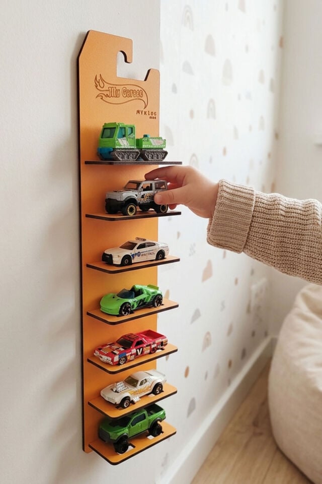 7'li Kule Araba Sergileme Standı – My Garage | Ahşap Koleksiyon Standı